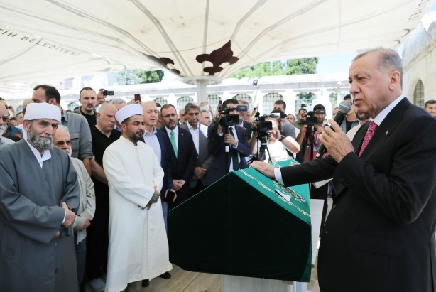 Foto - Cumhurbaşkanı Erdoğan, Mehmet Nimet Kaya'nın cenaze törenine katıldı