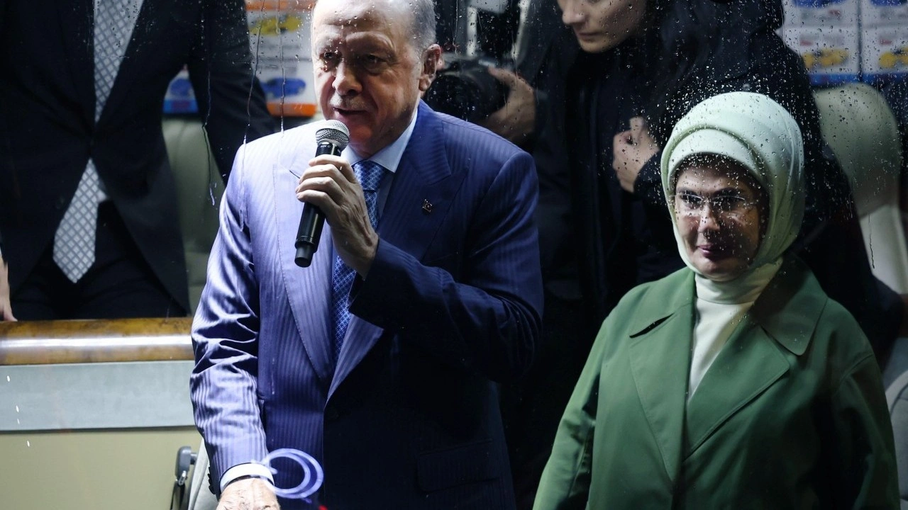 Foto - Cumhurbaşkanı Erdoğan memleketinde coşkuyla karşılandı! Güneysu’da önemli mesajlar verdi