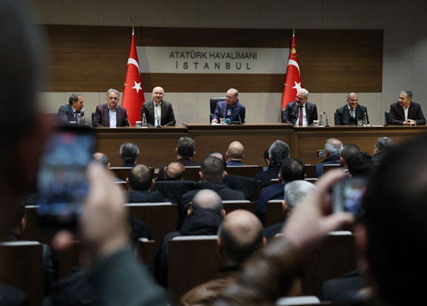 Foto - Cumhurbaşkanı Erdoğan minibüsçülerle bir araya geldi