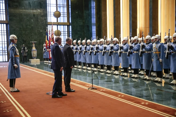 Foto - Cumhurbaşkanı Erdoğan resmi törenle karşıladı