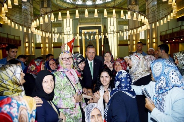Foto - Cumhurbaşkanı Erdoğan: "Safları sık tutun"