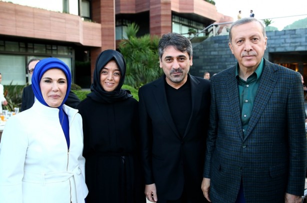 Foto - Cumhurbaşkanı Erdoğan, sporcu ve sanatçılarla birlikte iftar yaptı