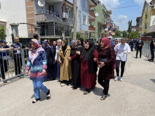 Foto - Cumhurbaşkanı Erdoğan, Sude Naz'ın cenazesine katıldı