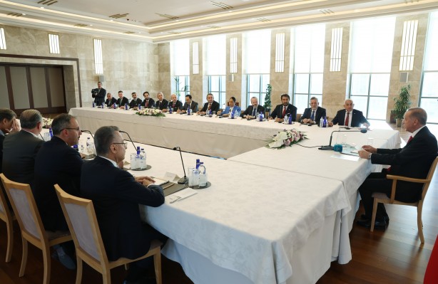 Foto - Cumhurbaşkanı Erdoğan, TFF Başkanı Büyükekşi’yi kabul etti