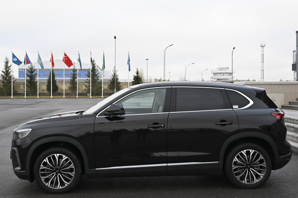 Foto - Cumhurbaşkanı Erdoğan, TOGG'u hediye etti ve yola çıktı! TOGG sürprizi...