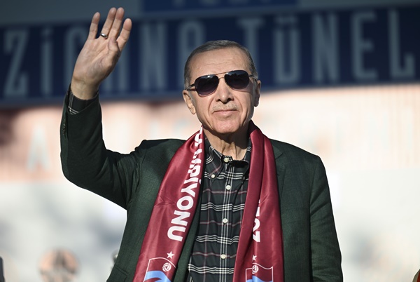 Foto - Cumhurbaşkanı Erdoğan Trabzon'da müjdeyi verdi: Yakında başlıyor