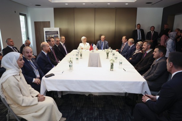 Foto - Cumhurbaşkanı Erdoğan TURKEN Foundation'ı ziyaret etti