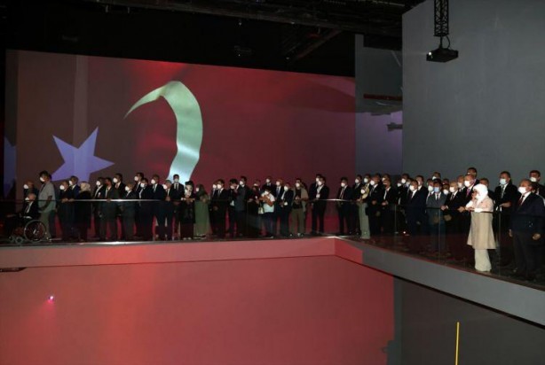 Foto - Cumhurbaşkanı Erdoğan ve eşi Emine Erdoğan duygu dolu anlar yaşadı