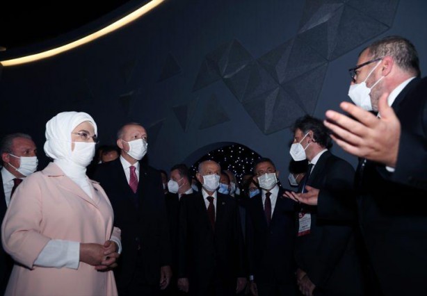 Foto - Cumhurbaşkanı Erdoğan ve eşi Emine Erdoğan duygu dolu anlar yaşadı