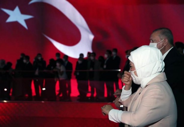 Foto - Cumhurbaşkanı Erdoğan ve eşi Emine Erdoğan duygu dolu anlar yaşadı