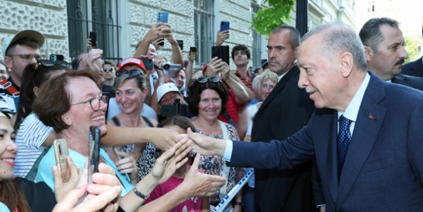 Foto - Cumhurbaşkanı Erdoğan’a Macaristan'da sevgi gösterisi