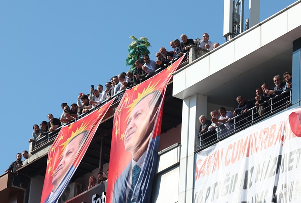 Foto - Cumhurbaşkanı Erdoğan'dan çay üreticilerine müjde
