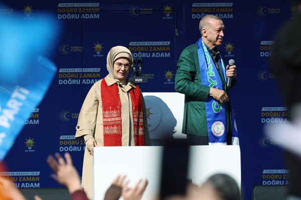Cumhurbaşkanı Erdoğan'dan çay üreticilerine müjde