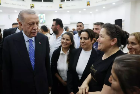 Foto - Cumhurbaşkanı Erdoğan'dan Cem Evi'ne Muharrem ayı ziyareti! Dikkat çeken kareler!