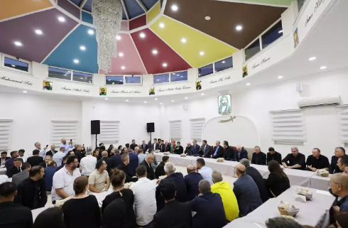 Foto - Cumhurbaşkanı Erdoğan'dan Cem Evi'ne Muharrem ayı ziyareti! Dikkat çeken kareler!