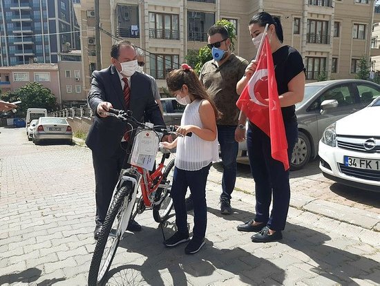 Foto - Cumhurbaşkanı Erdoğan'dan çocuklara bayram hediyesi