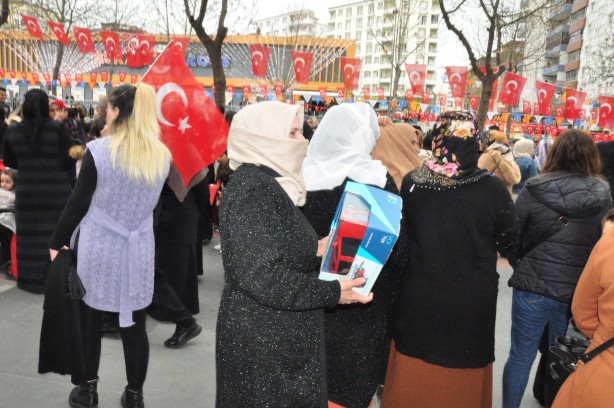 Foto - Cumhurbaşkanı Erdoğan'dan çocuklara TOGG hediyesi