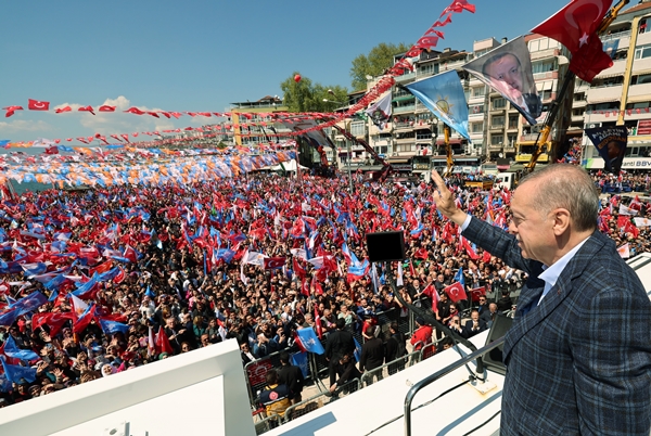 Foto - Cumhurbaşkanı Erdoğan'dan esnafa vergi muafiyeti ve ÖTV müjdesi
