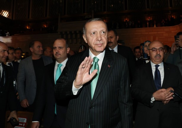 Foto - Cumhurbaşkanı Erdoğan'dan gençlere kripto para uyarısı