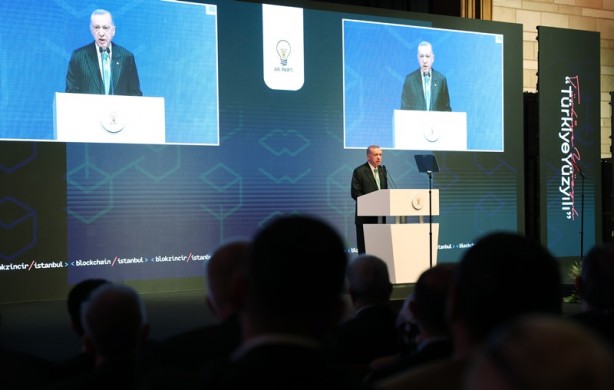 Foto - Cumhurbaşkanı Erdoğan'dan gençlere kripto para uyarısı