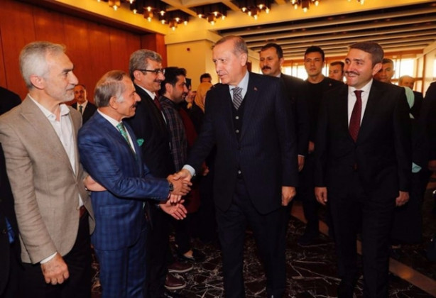 Foto - Cumhurbaşkanı Erdoğan'dan gençlik festivaline ilgi