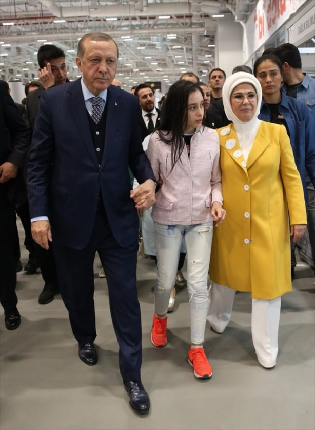 Foto - Cumhurbaşkanı Erdoğan'dan gençlik festivaline ilgi