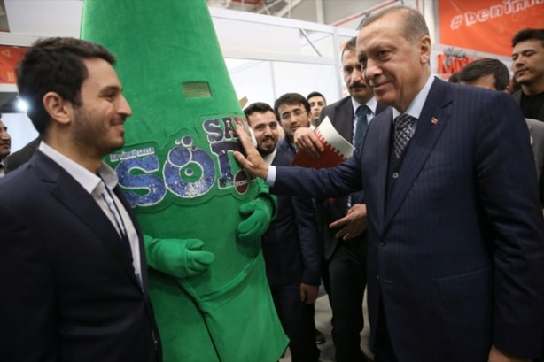 Foto - Cumhurbaşkanı Erdoğan'dan gençlik festivaline ilgi