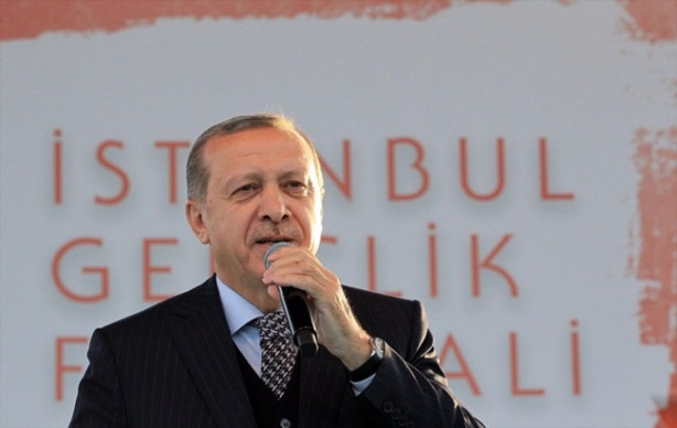 Foto - Cumhurbaşkanı Erdoğan'dan gençlik festivaline ilgi