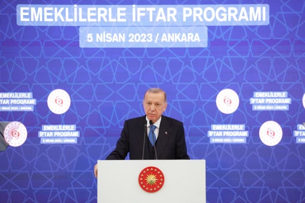 Foto - Cumhurbaşkanı Erdoğan'dan muhalefete tepki: Para dilenecekler