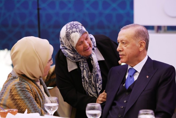 Foto - Cumhurbaşkanı Erdoğan'dan muhalefete tepki: Para dilenecekler