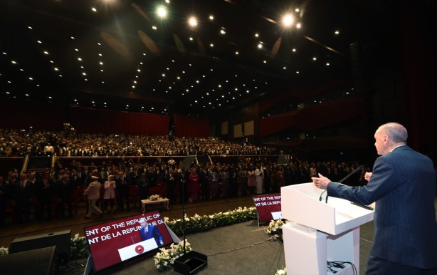 Foto - Cumhurbaşkanı Erdoğan'dan o küstahlığa çok sert tepki! Kapak öyle olmaz, böyle olur
