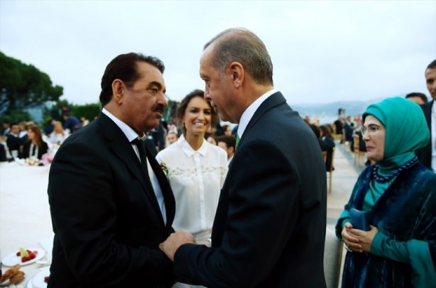 Foto - Cumhurbaşkanı Erdoğan'dan sanatçı ve sporculara iftar