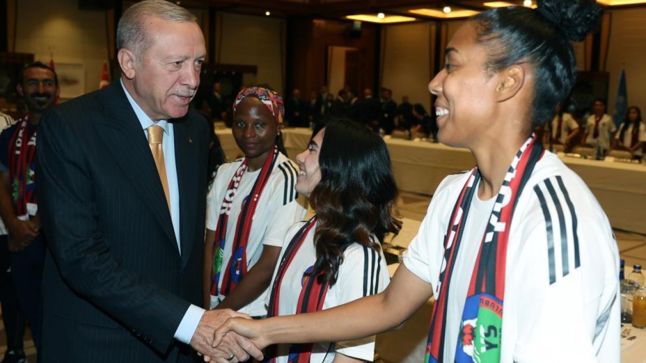 Foto - Cumhurbaşkanı Erdoğan'dan sürpriz kabul