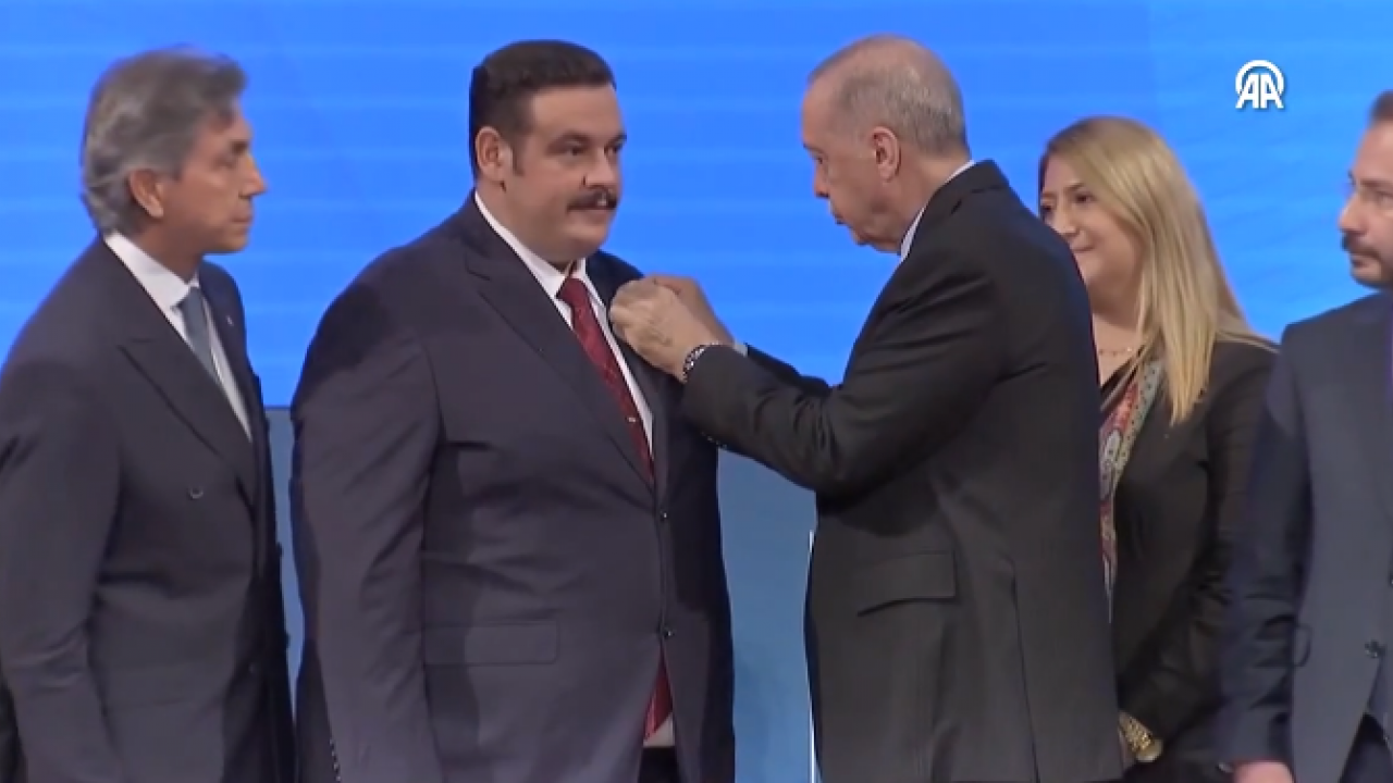 Foto - Cumhurbaşkanı Erdoğan'ın AK Parti'ye katılan isme yaptığı uyarı gündem oldu