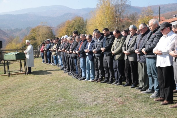 Foto - Cumhurbaşkanı Erdoğan'ın aşçısı, son yolculuğuna uğurlandı
