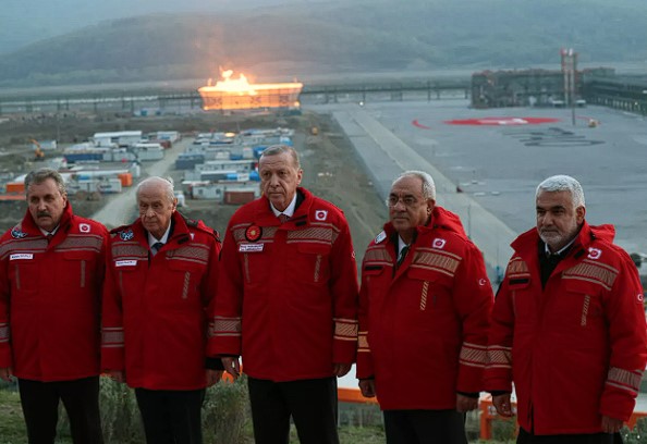 Cumhurbaşkanı Erdoğan'ın doğal gaz müjdesinden bile rahatsız oldular