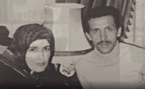 Foto - Cumhurbaşkanı Erdoğan’ın duygusal anları! Doğum günü için hazırlanan klipte bu gösterilince kendisini zor tuttu