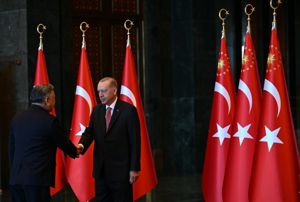 Foto - Cumhurbaşkanı Erdoğan'ın tebrikleri kabul ettiği salonda dikkat çeken detay!