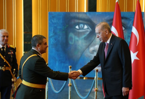 Foto - Cumhurbaşkanı Erdoğan'ın tebrikleri kabul ettiği salonda dikkat çeken detay!