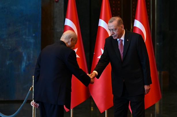 Foto - Cumhurbaşkanı Erdoğan'ın tebrikleri kabul ettiği salonda dikkat çeken detay!