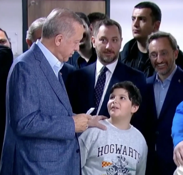 Foto - Cumhurbaşkanı Erdoğan'ın yanındaki çocuk kimin oğlu çıktı