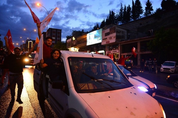 Foto - Cumhurbaşkanı Erdoğan'ın zaferi kutlanıyor