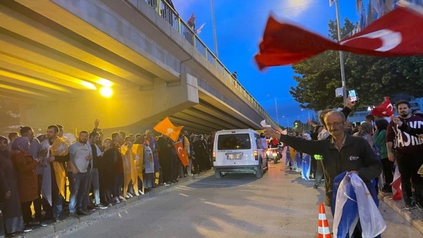 Foto - Cumhurbaşkanı Erdoğan'ın zaferi kutlanıyor