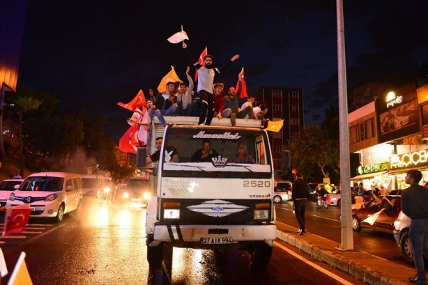 Foto - Cumhurbaşkanı Erdoğan'ın zaferi kutlanıyor