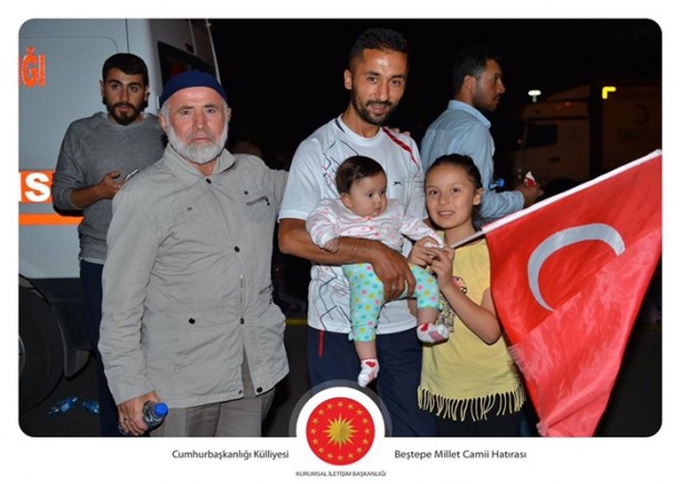 Foto - Cumhurbaşkanlığı Külliyesi'nde demokrasi nöbeti