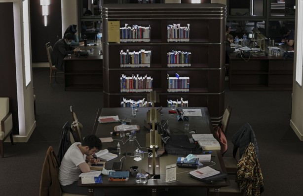 Foto - Cumhurbaşkanlığı Millet Kütüphanesi, öğrencilerden sahur vaktinde de yoğun ilgi görüyor