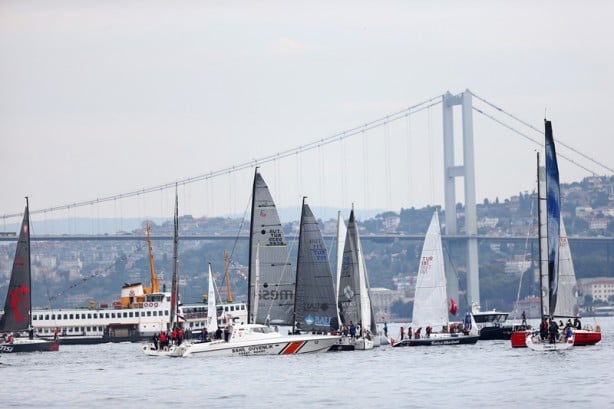 Foto - Cumhurbaşkanlığı Uluslararası Yat Yarışı, İstanbul Boğazı'nda başladı