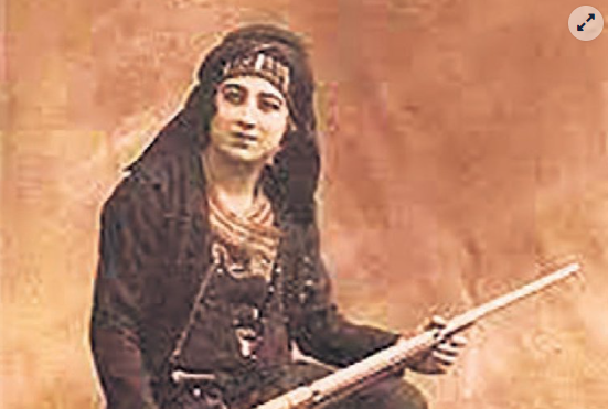 Foto - Cumhuriyeti o kadınlar değil bu kadınlar kurdu