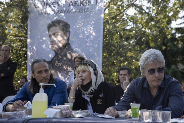 Cüneyt Arkın için Beşiktaş'ta Kur'an-ı Kerim okutuldu