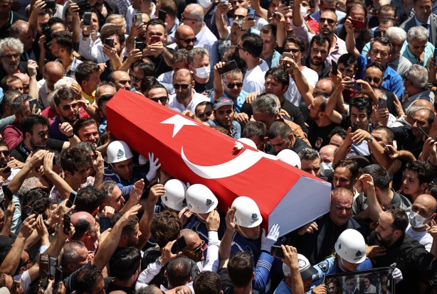 Foto - Cüneyt Arkın son yolculuğuna uğurlandı
